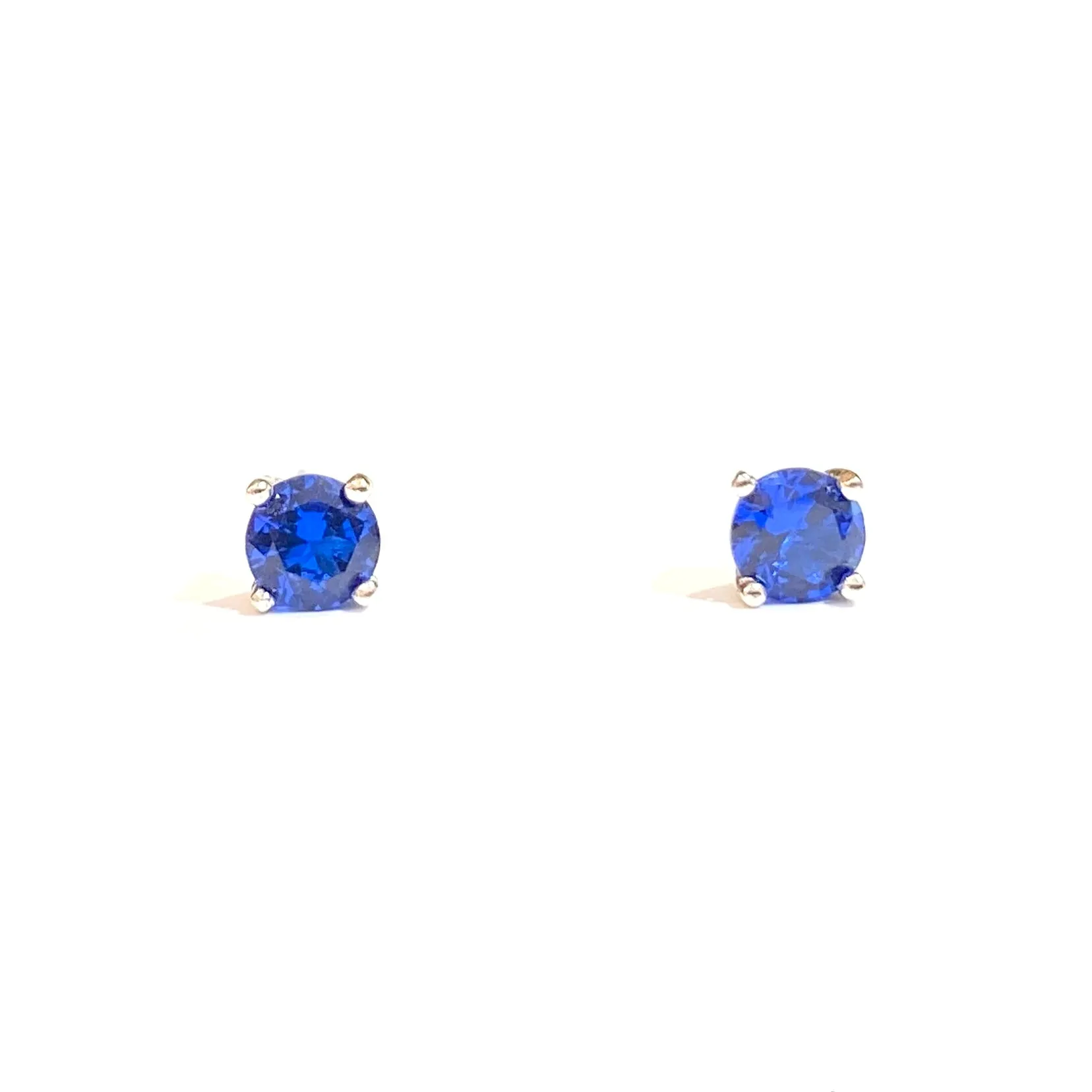 Amy Round Birthstone 4mm Studs