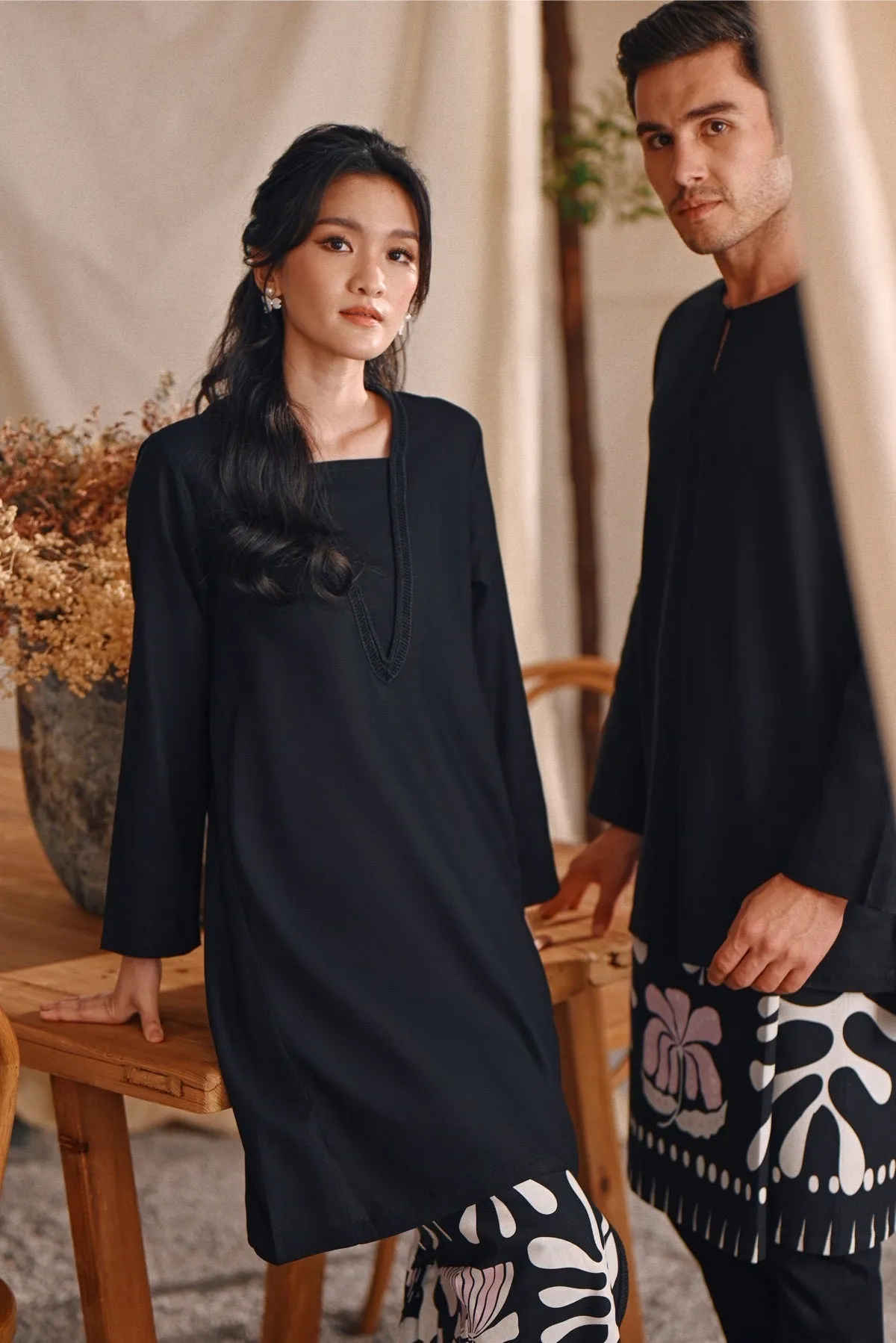 The Bayu Men Kurta - Black
