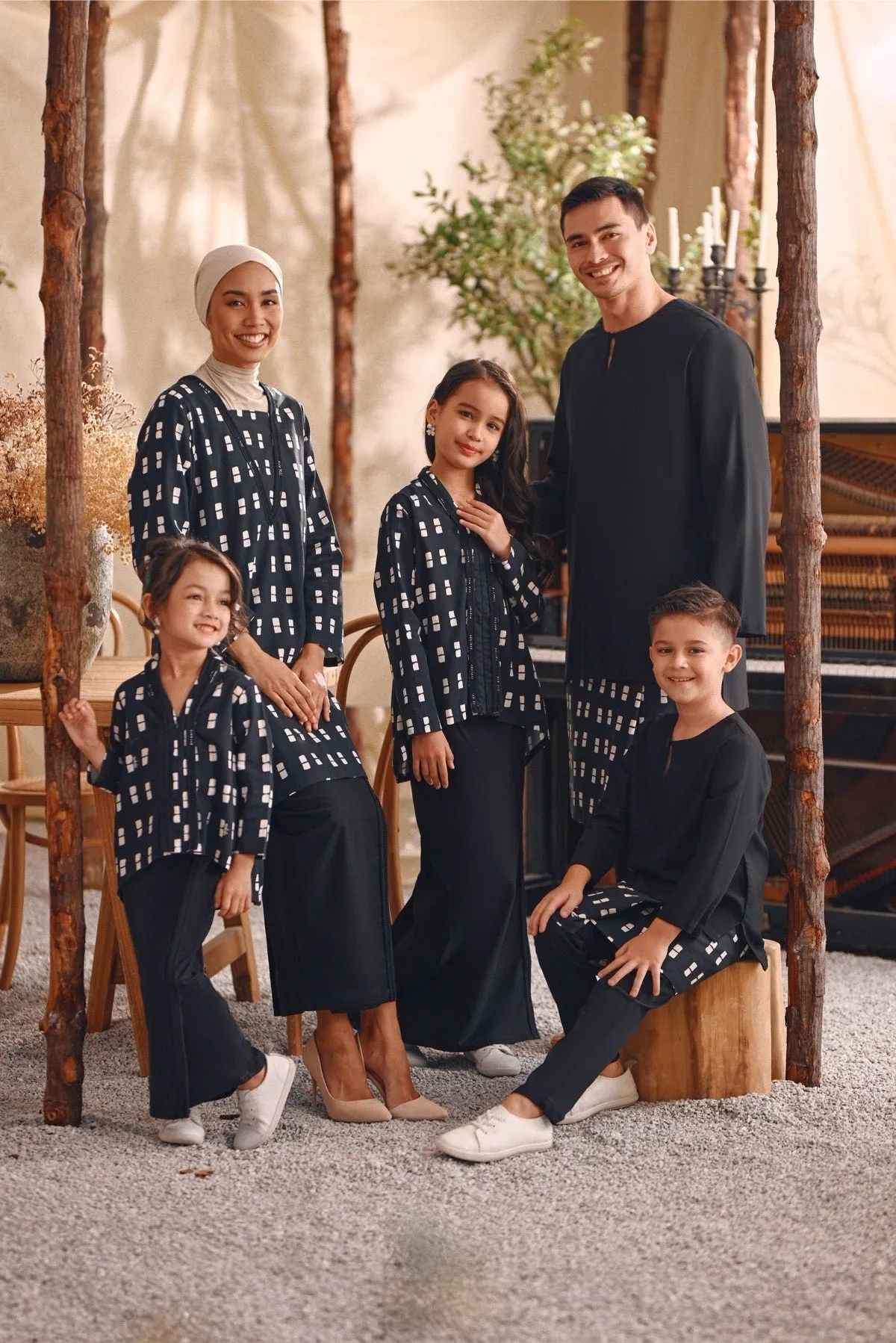 The Bayu Men Kurta - Black