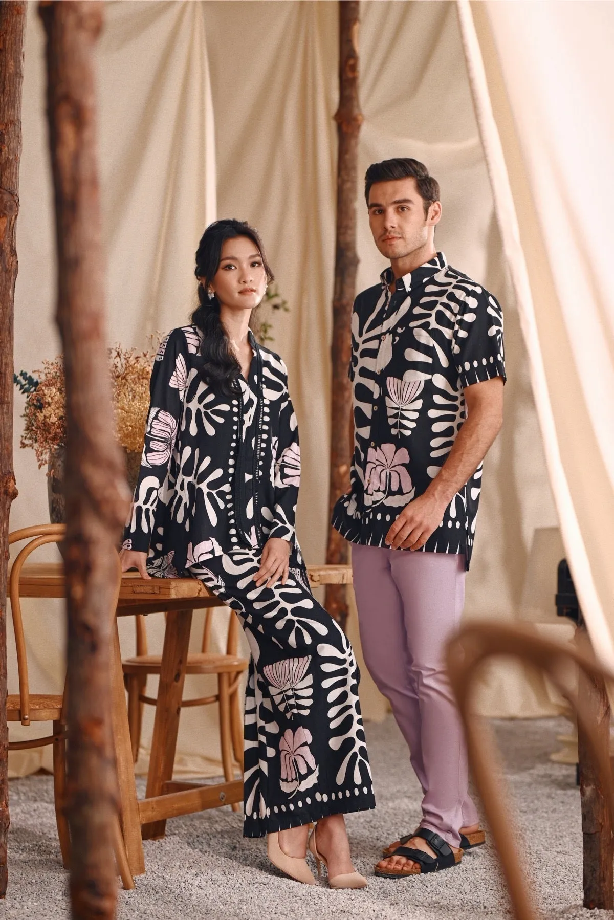 The Bayu Women Kebaya Top - Wild