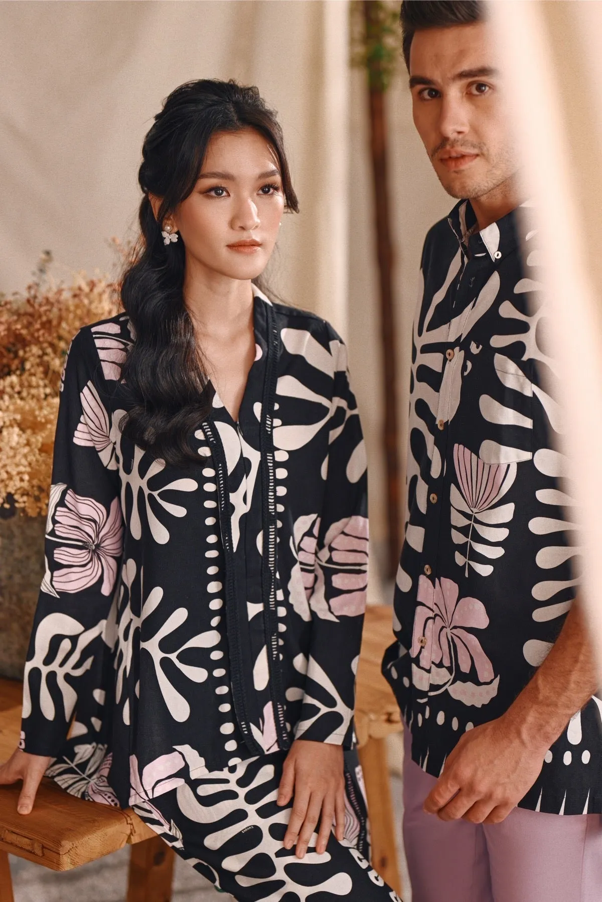 The Bayu Women Kebaya Top - Wild