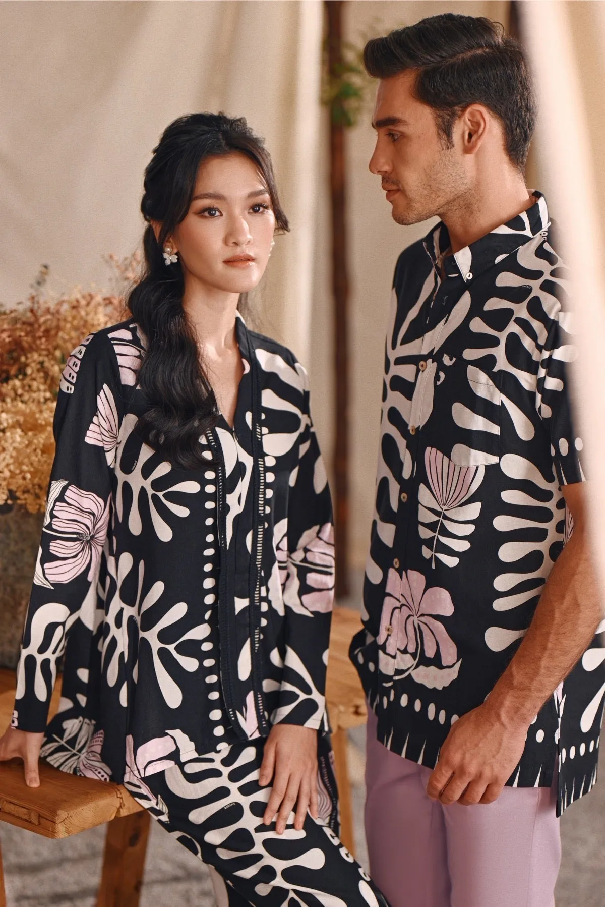 The Bayu Women Kebaya Top - Wild