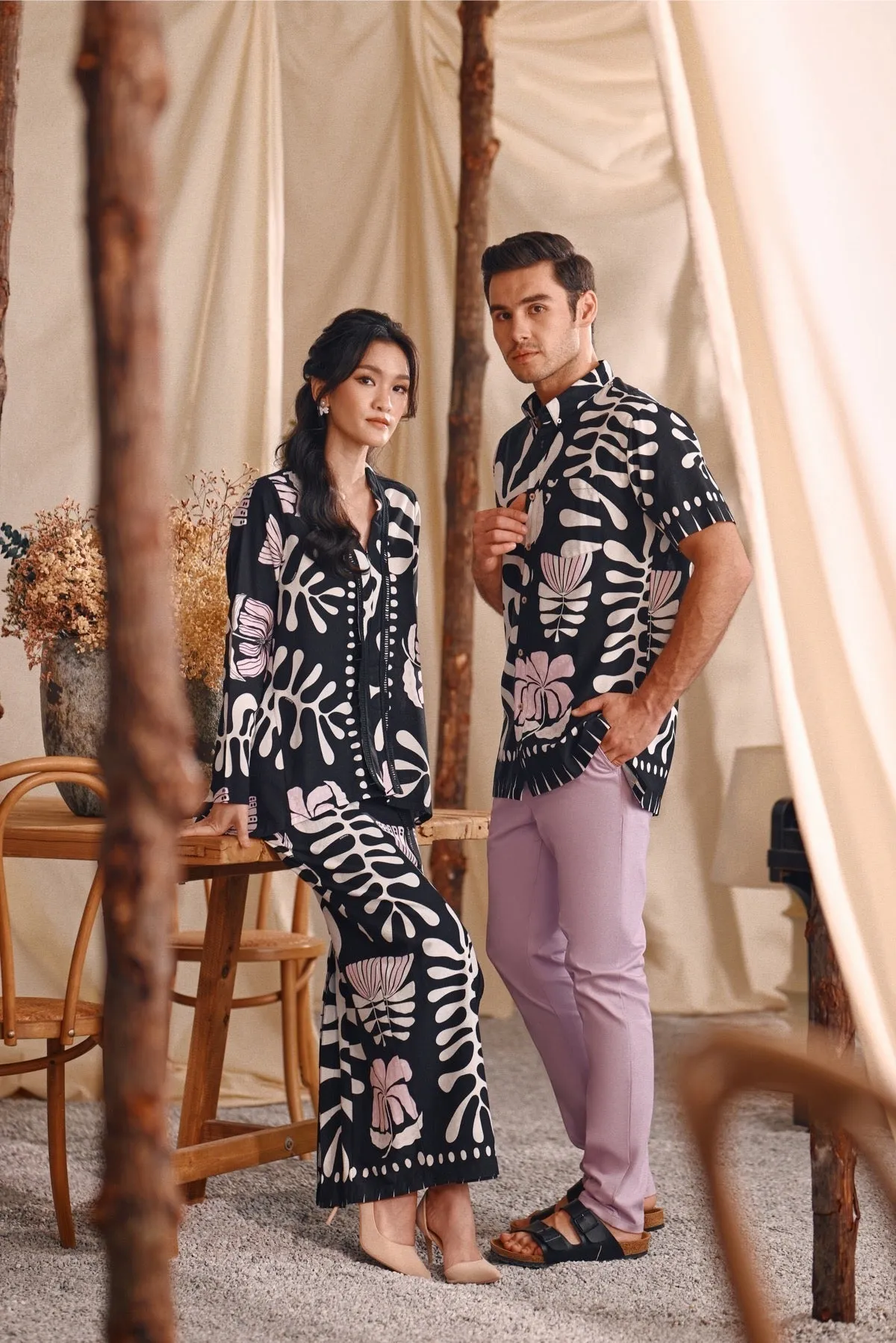 The Bayu Women Kebaya Top - Wild