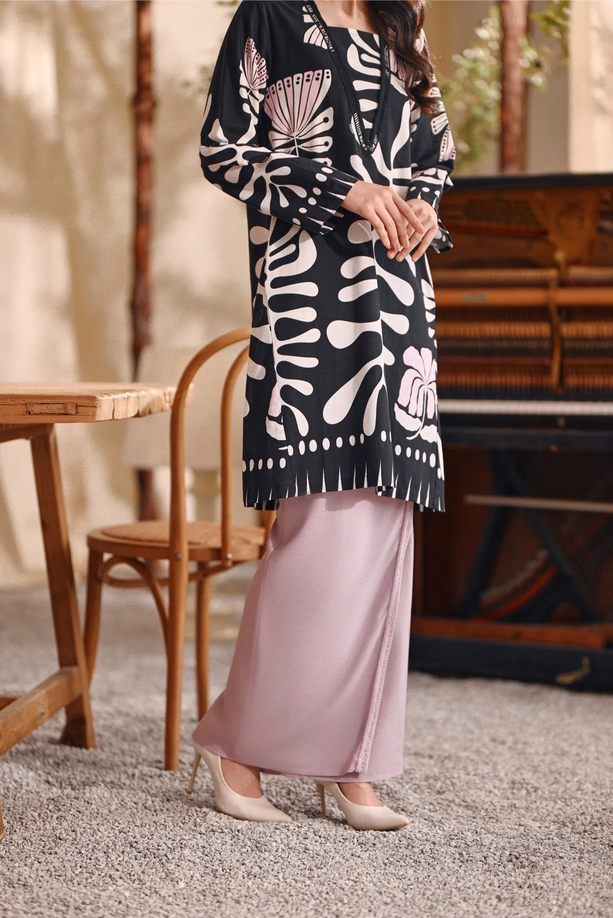 The Bayu Women Kurung Top - Wild
