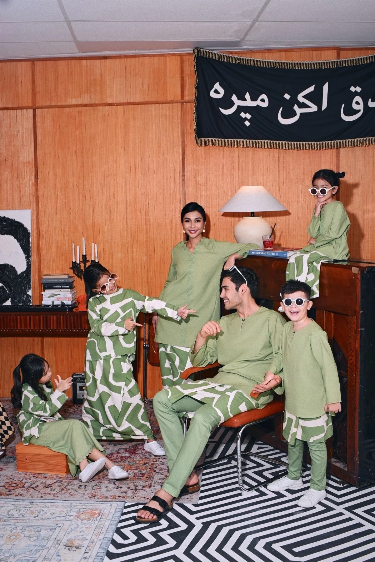 The Congkak Kurta - Lawn Green
