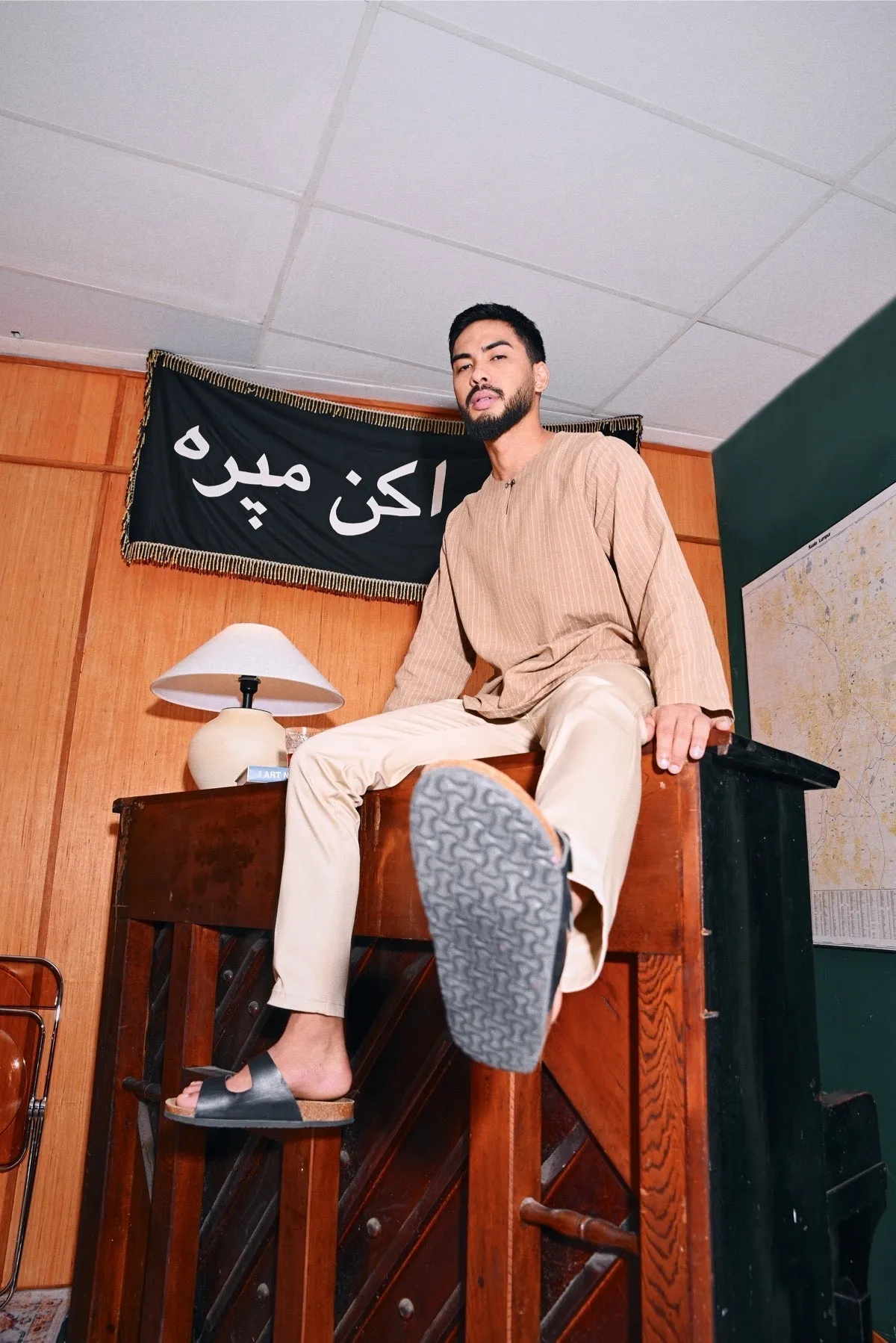 The Congkak Men Kurta - Khaki Stripe