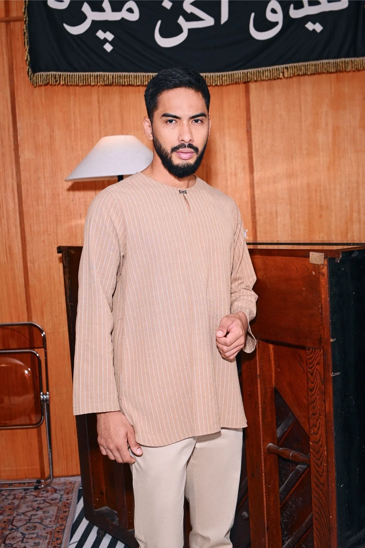 The Congkak Men Kurta - Khaki Stripe
