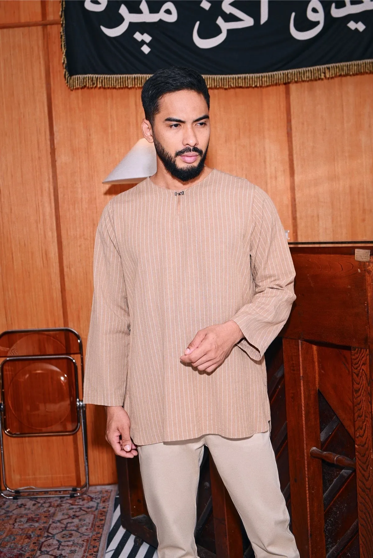 The Congkak Men Kurta - Khaki Stripe