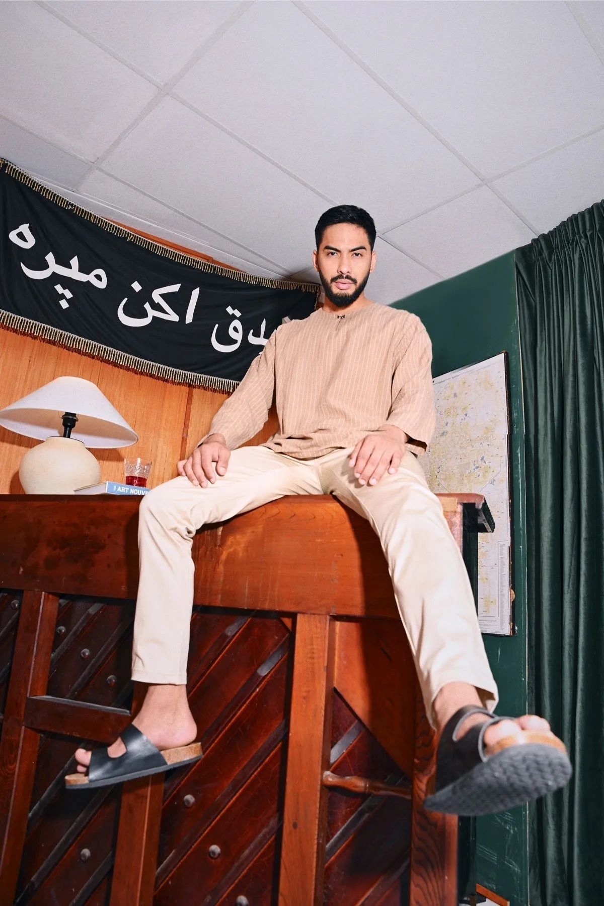 The Congkak Men Kurta - Khaki Stripe