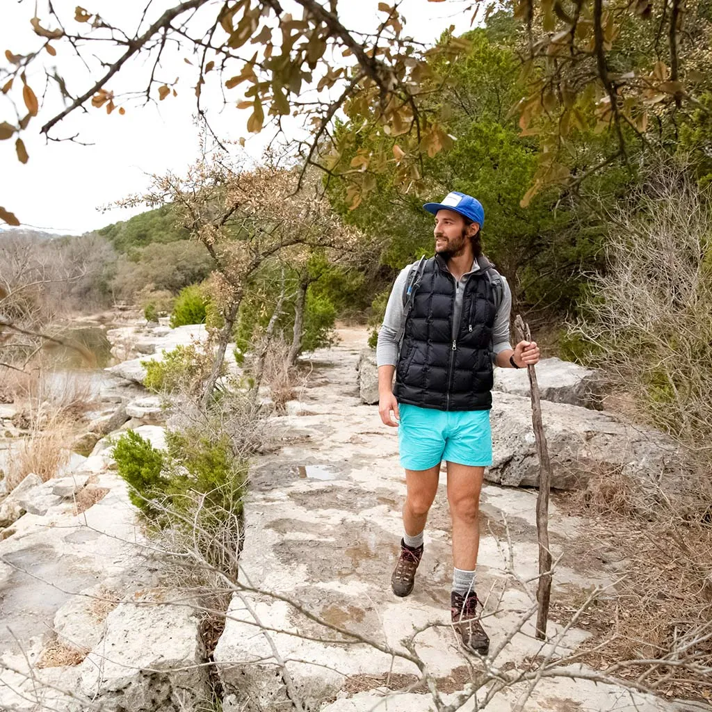 The Pebbles (Retro Outdoor Short)